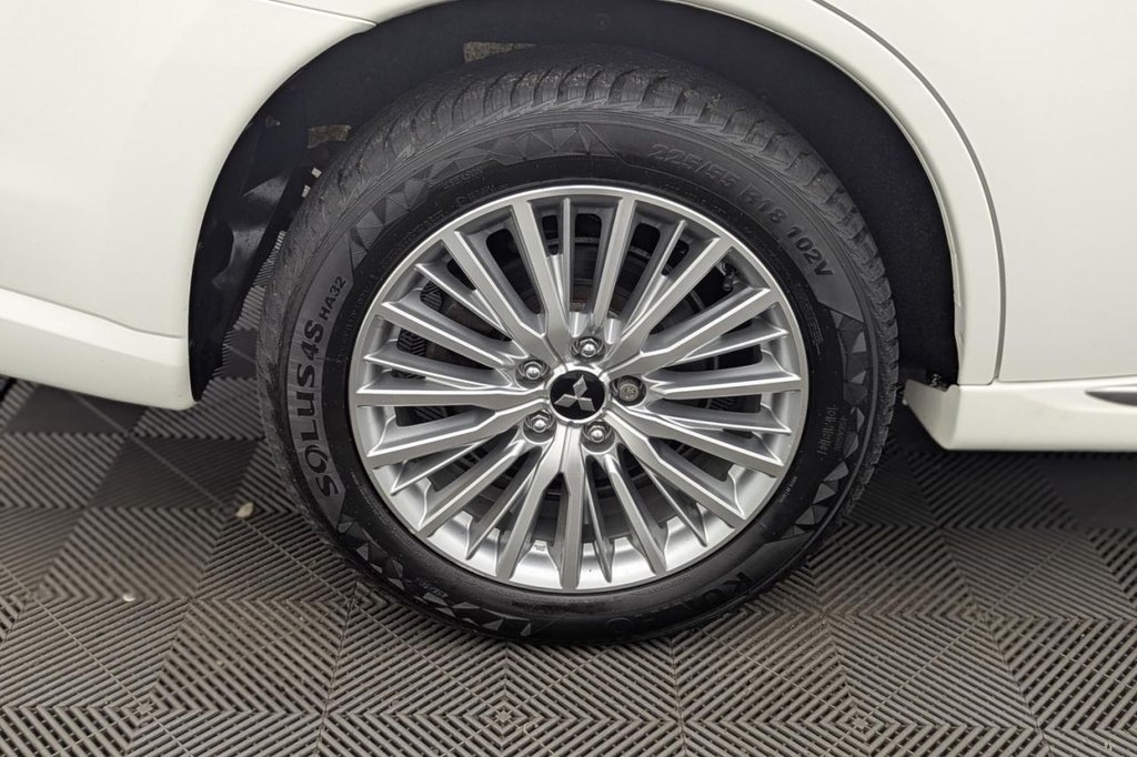 USED 2020 69 MITSUBISHI OUTLANDER 2.4h TwinMotor 13.8kWh 4h SUV 5dr Petrol Plug-in Hybrid CVT 4WD Euro 6 (s/s) (209 ps) 4X4, Camera, Keyless