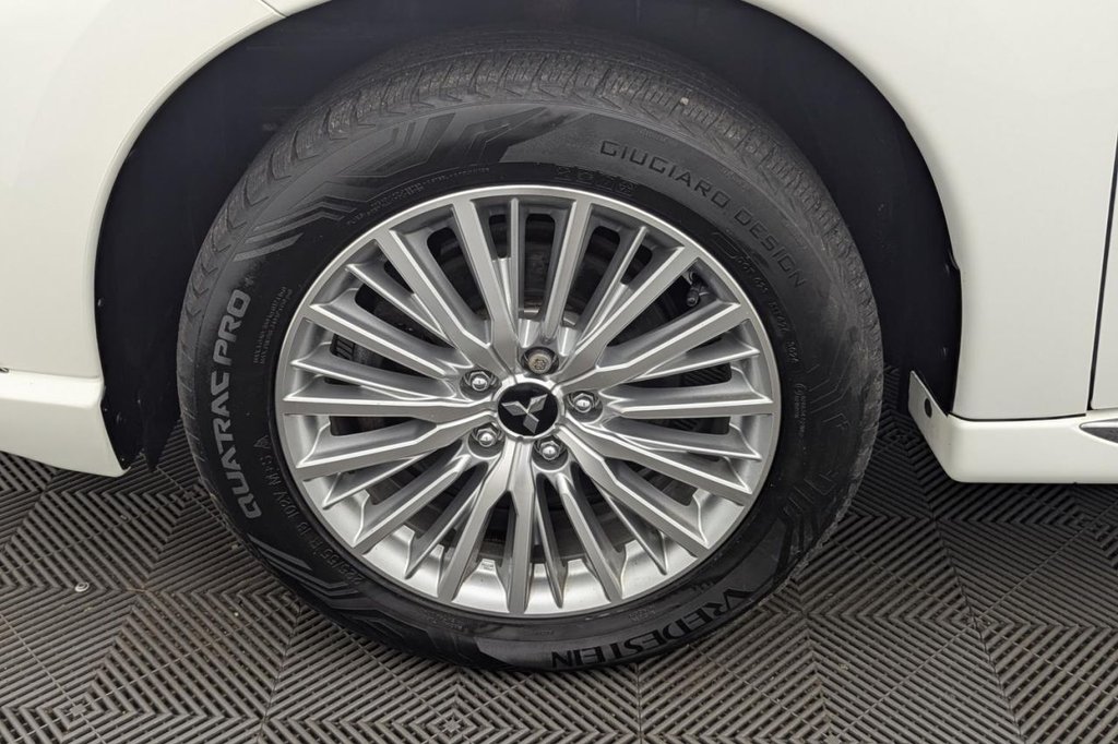USED 2020 69 MITSUBISHI OUTLANDER 2.4h TwinMotor 13.8kWh 4h SUV 5dr Petrol Plug-in Hybrid CVT 4WD Euro 6 (s/s) (209 ps) 4X4, Camera, Keyless
