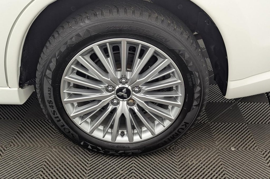 USED 2020 69 MITSUBISHI OUTLANDER 2.4h TwinMotor 13.8kWh 4h SUV 5dr Petrol Plug-in Hybrid CVT 4WD Euro 6 (s/s) (209 ps) 4X4, Camera, Keyless