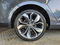 USED 2018 18 RENAULT MEGANE 1.6 dCi Signature Nav Sport Tourer 5dr Diesel Manual Euro 6 (s/s) (130 ps) 