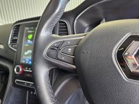 USED 2018 18 RENAULT MEGANE 1.6 dCi Signature Nav Sport Tourer 5dr Diesel Manual Euro 6 (s/s) (130 ps) 