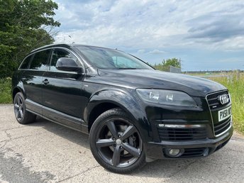 View our AUDI Q7