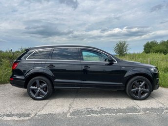 View our AUDI Q7