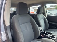 USED 2010 60 NISSAN QASHQAI 1.6 Visia SUV 5 door Petrol Manual 2WD in Grey 