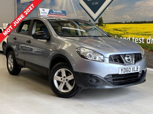 View our Nissan Qashqai 1.6 Visia SUV 5 door Petrol Manual 2WD in Grey
