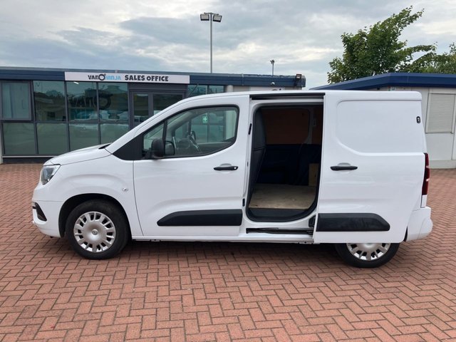 View our VAUXHALL COMBO