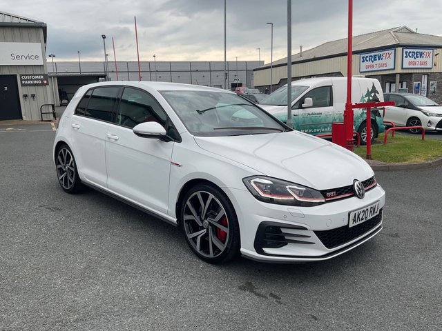 View our VOLKSWAGEN GOLF