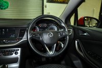 USED 2018 18 VAUXHALL ASTRA 1.4i SE Hatchback 5dr Petrol Manual Euro 6 (100 ps) heated seats + heated steering/whl