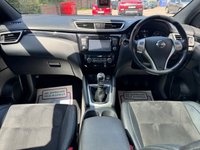 USED 2017 17 NISSAN QASHQAI 1.2 DIG-T N-Vision SUV 5dr Petrol Manual 2WD Euro 6 (s/s) (115 ps) PANORAMIC ROOF & SAT NAV