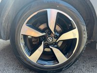 USED 2017 17 NISSAN QASHQAI 1.2 DIG-T N-Vision SUV 5dr Petrol Manual 2WD Euro 6 (s/s) (115 ps) PANORAMIC ROOF & SAT NAV