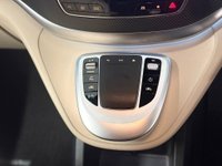 USED 2023 73 MERCEDES-BENZ V CLASS 2.0 V300d AMG Line MPV 5dr Diesel G-Tronic+ Euro 6 (s/s) XLWB (237 ps) 