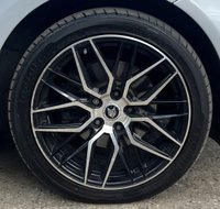 USED 2013 13 BMW 3 SERIES 2.0 320d Luxury Saloon 4dr Diesel Auto xDrive Euro 5 (s/s) (184 ps) - F/S/H - SAT NAV - HEATED LEATHER - P/SENSORS - CRUISE - SUNROOF - DAB RADIO