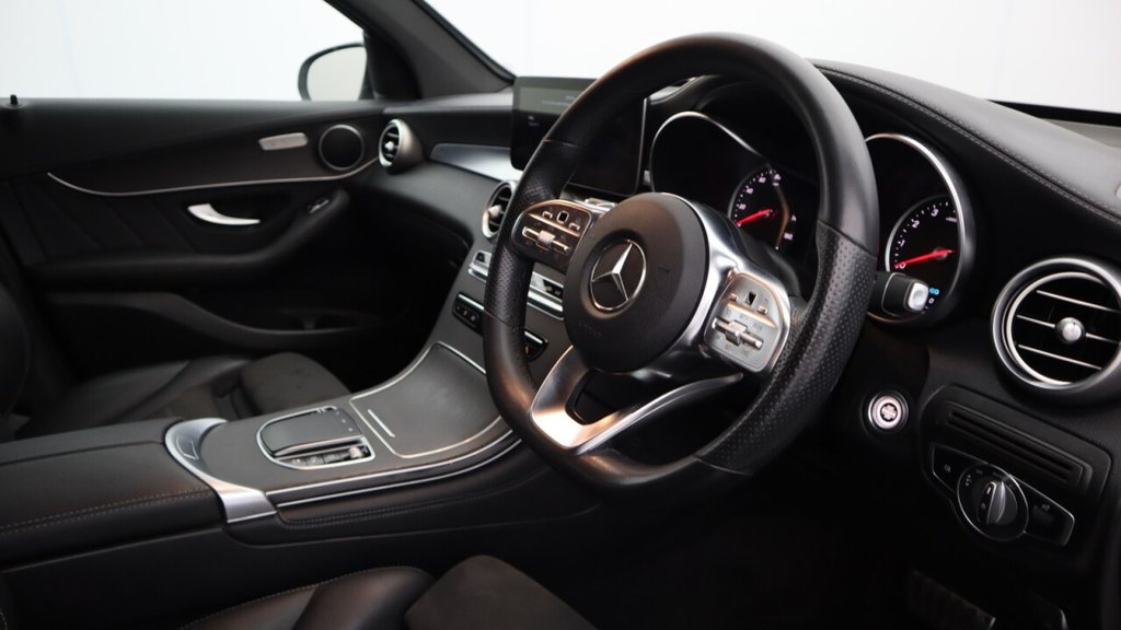 USED 2020 20 MERCEDES-BENZ GLC 2.0 GLC300 MHEV AMG Line Coupe 5dr Petrol G-Tronic+ 4MATIC Euro 6 (s/s) (272 ps)