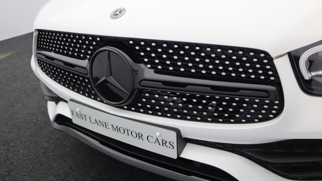 USED 2020 20 MERCEDES-BENZ GLC 2.0 GLC300 MHEV AMG Line Coupe 5dr Petrol G-Tronic+ 4MATIC Euro 6 (s/s) (272 ps)