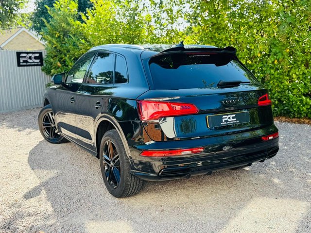 View our AUDI Q5