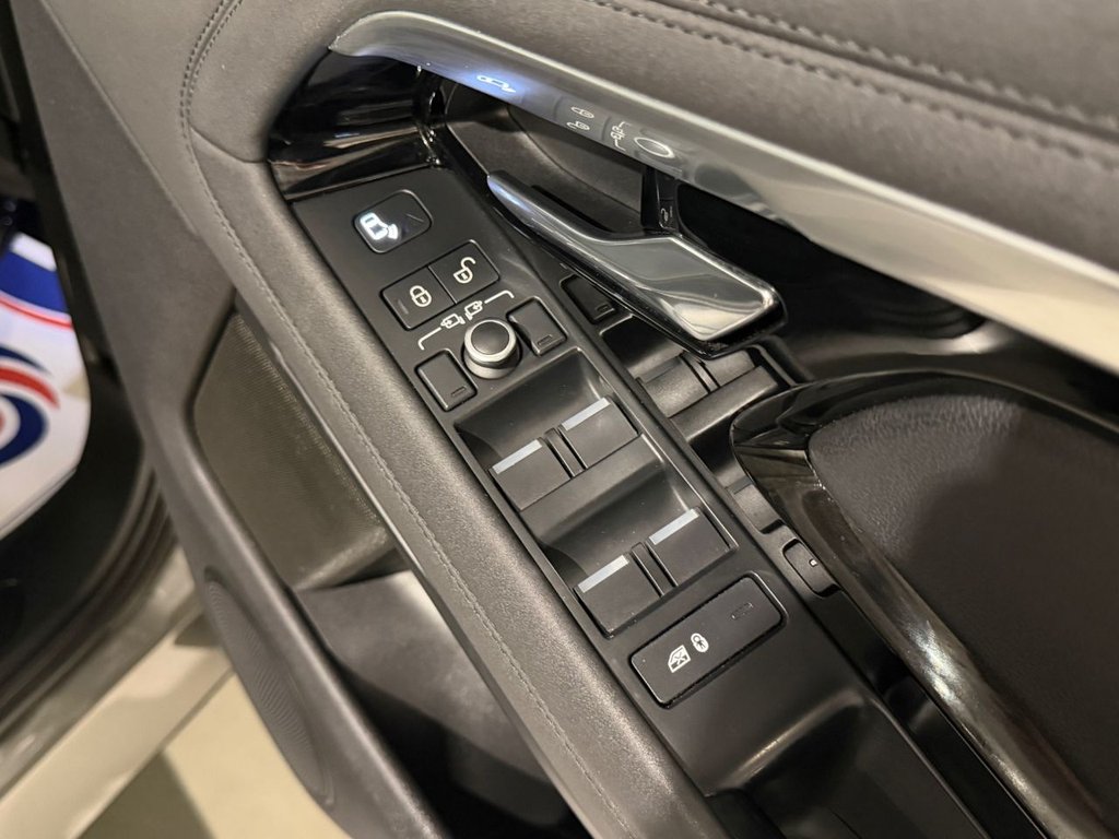USED 2019 69 LAND ROVER RANGE ROVER EVOQUE 2.0 D180 SE SUV 5dr Diesel Auto 4WD Euro 6 (s/s) (180 ps) 