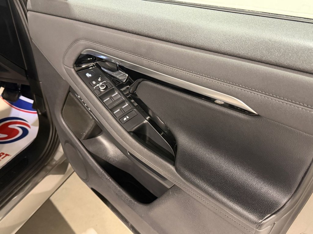 USED 2019 69 LAND ROVER RANGE ROVER EVOQUE 2.0 D180 SE SUV 5dr Diesel Auto 4WD Euro 6 (s/s) (180 ps) 