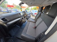 USED 2019 19 TOYOTA PROACE VERSO 2.0D Shuttle Long MPV 5dr Diesel Manual LWB Euro 6 (s/s) (9 Seat) (150 ps) 