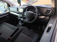 USED 2019 19 TOYOTA PROACE VERSO 2.0D Shuttle Long MPV 5dr Diesel Manual LWB Euro 6 (s/s) (9 Seat) (150 ps) 