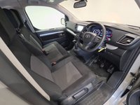 USED 2019 19 TOYOTA PROACE VERSO 2.0D Shuttle Long MPV 5dr Diesel Manual LWB Euro 6 (s/s) (9 Seat) (150 ps) 