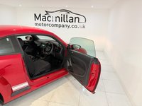 USED 2013 63 VOLKSWAGEN BEETLE 1.6 TDI BlueMotion Tech Hatchback 3dr Diesel Manual Euro 5 (s/s) (105 ps) Â£35 TAX, white Dune Pack