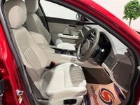 USED 2018 18 JAGUAR XF 2.0d Portfolio Saloon 4dr Diesel Auto Euro 6 (s/s) (180 ps) 