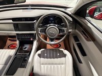 USED 2018 18 JAGUAR XF 2.0d Portfolio Saloon 4dr Diesel Auto Euro 6 (s/s) (180 ps) 