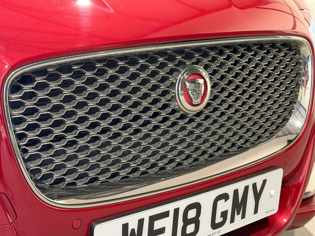 USED 2018 18 JAGUAR XF 2.0d Portfolio Saloon 4dr Diesel Auto Euro 6 (s/s) (180 ps) 