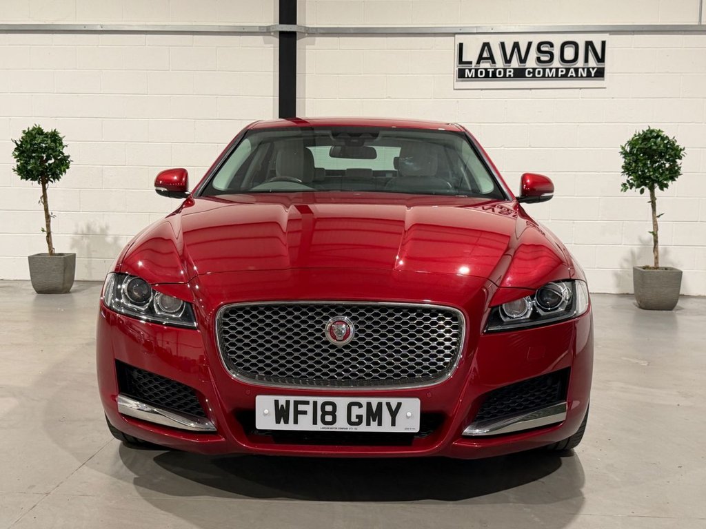 USED 2018 18 JAGUAR XF 2.0d Portfolio Saloon 4dr Diesel Auto Euro 6 (s/s) (180 ps) 