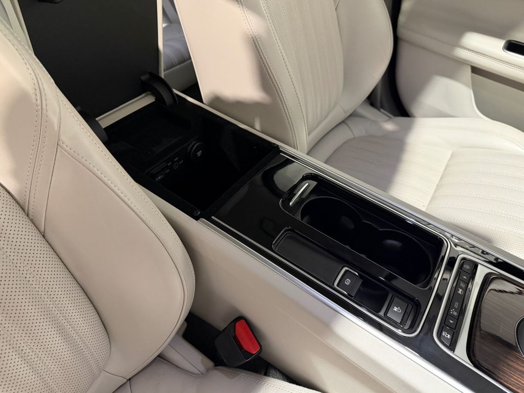 USED 2018 18 JAGUAR XF 2.0d Portfolio Saloon 4dr Diesel Auto Euro 6 (s/s) (180 ps) 
