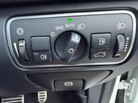 USED 2015 65 VOLVO XC60 2.0 D4 R-Design Nav SUV 5dr Diesel Geartronic Euro 6 (s/s) (181 ps) 