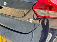 USED 2015 65 VOLVO V40 2.0 T2 SE Hatchback 5dr Petrol Manual Euro 6 (s/s) (122 ps) 