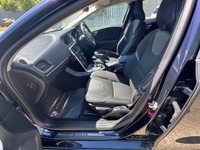 USED 2015 65 VOLVO V40 2.0 T2 SE Hatchback 5dr Petrol Manual Euro 6 (s/s) (122 ps) 