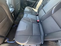USED 2015 65 VOLVO V40 2.0 T2 SE Hatchback 5dr Petrol Manual Euro 6 (s/s) (122 ps) 