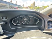 USED 2015 65 VOLVO V40 2.0 T2 SE Hatchback 5dr Petrol Manual Euro 6 (s/s) (122 ps) 