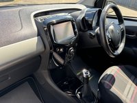 USED 2015 15 PEUGEOT 108 1.2 VTi PureTech Allure Hatchback 5dr Petrol Manual Euro 5 (82 ps) 
