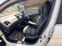 USED 2015 15 PEUGEOT 108 1.2 VTi PureTech Allure Hatchback 5dr Petrol Manual Euro 5 (82 ps) 