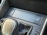 USED 2015 65 LEXUS IS 2.5 300h Executive Edition Saloon 4dr Petrol Hybrid E-CVT Euro 5 (s/s) (223 ps) Full LEXUS Service History  |  1 Owner From Brand New  |  2 Keys