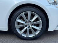 USED 2015 65 LEXUS IS 2.5 300h Executive Edition Saloon 4dr Petrol Hybrid E-CVT Euro 5 (s/s) (223 ps) Full LEXUS Service History  |  1 Owner From Brand New  |  2 Keys