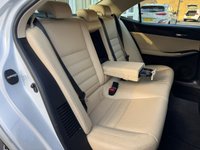 USED 2015 65 LEXUS IS 2.5 300h Executive Edition Saloon 4dr Petrol Hybrid E-CVT Euro 5 (s/s) (223 ps) Full LEXUS Service History  |  1 Owner From Brand New  |  2 Keys