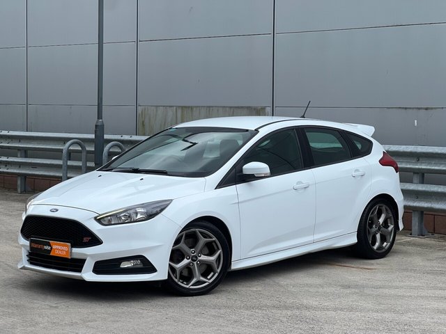View our FORD FOCUS