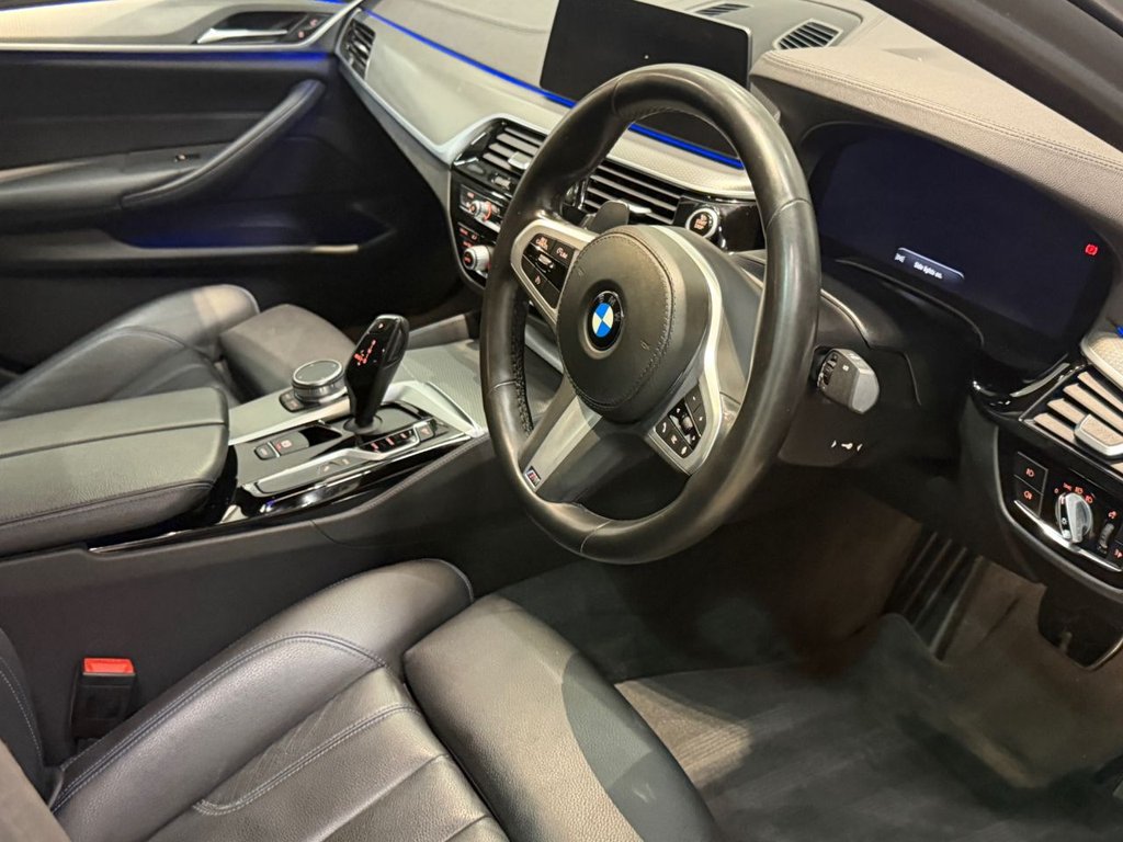 USED 2019 69 BMW 5 SERIES 2.0 530e 9.2kWh M Sport Saloon 4dr Petrol Plug-in Hybrid Auto Euro 6 (s/s) (252 ps) 