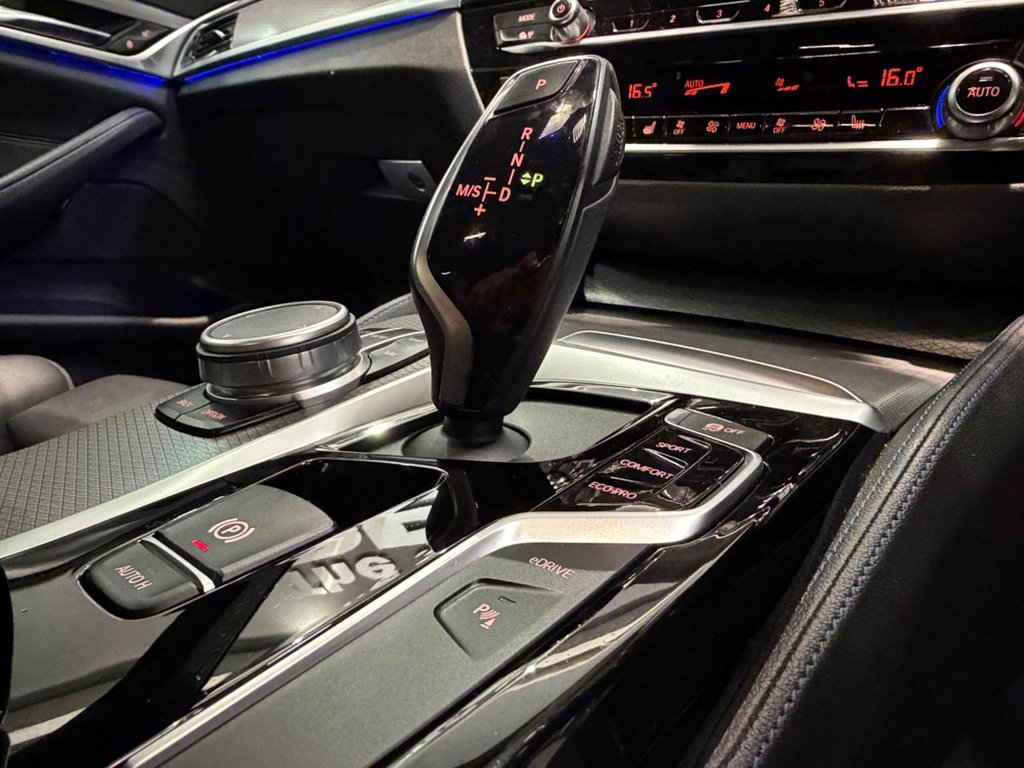 USED 2019 69 BMW 5 SERIES 2.0 530e 9.2kWh M Sport Saloon 4dr Petrol Plug-in Hybrid Auto Euro 6 (s/s) (252 ps) 