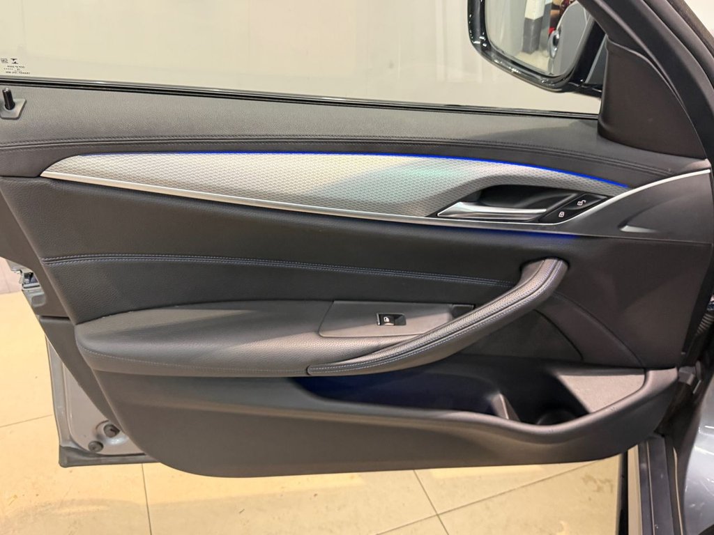 USED 2019 69 BMW 5 SERIES 2.0 530e 9.2kWh M Sport Saloon 4dr Petrol Plug-in Hybrid Auto Euro 6 (s/s) (252 ps) 