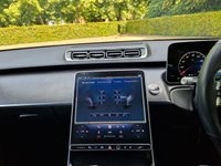 USED 2022 22 MERCEDES-BENZ S CLASS 3.0 S580eL 22kWh AMG Line (Premium) Saloon 4dr Petrol Plug-in Hybrid G-Tronic+ Euro 6 (s/s) (510 ps) FINANCE AVAILABLE
