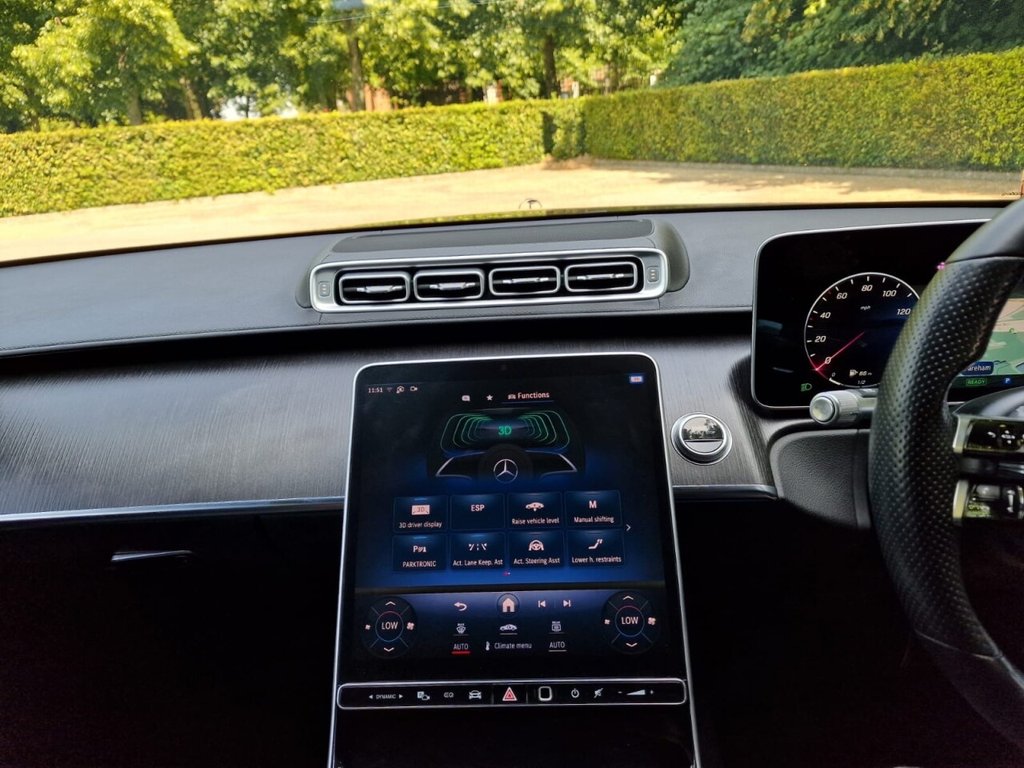 USED 2022 22 MERCEDES-BENZ S CLASS 3.0 S580eL 22kWh AMG Line (Premium) Saloon 4dr Petrol Plug-in Hybrid G-Tronic+ Euro 6 (s/s) (510 ps) FINANCE AVAILABLE