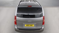 USED 2011 60 HYUNDAI i800 2.5 CRDi Style MPV 5dr Diesel Manual Euro 4 (168 bhp) **EXTENDED WARRANTY+BREAKDOWN COVER