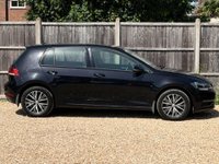 USED 2017 67 VOLKSWAGEN GOLF 1.4 Golf SE Nav TSi BlueMotion Technology 5dr Sat Nav Apple CarPlay Android