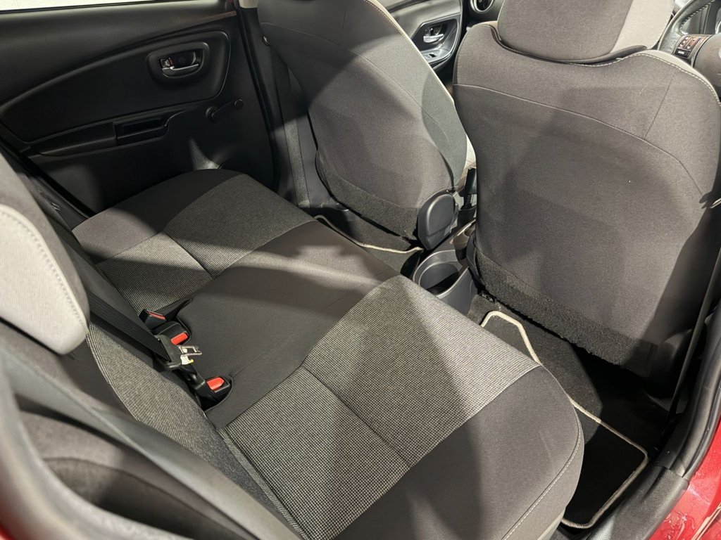 USED 2020 20 TOYOTA YARIS 1.5 VVT-h Y20 Bi-tone Hatchback 5dr Petrol Hybrid E-CVT Euro 6 (s/s) (100 ps) 