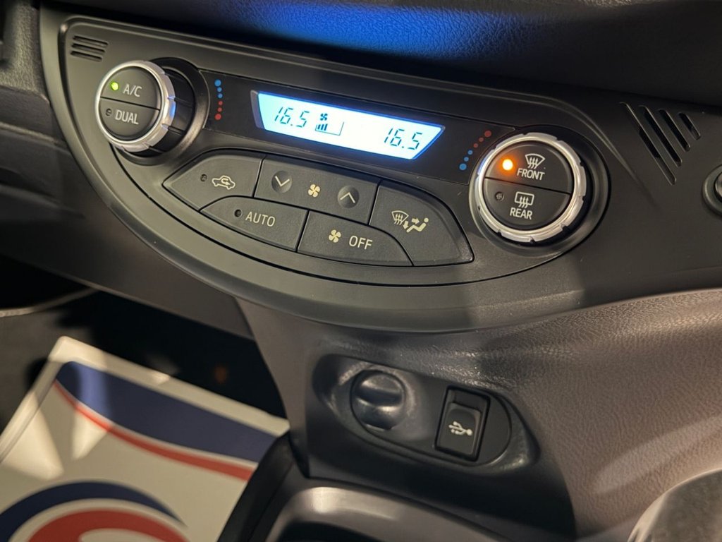 USED 2020 20 TOYOTA YARIS 1.5 VVT-h Y20 Bi-tone Hatchback 5dr Petrol Hybrid E-CVT Euro 6 (s/s) (100 ps) 